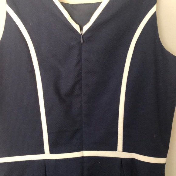 Tommy Hilfiger Shift Dress  Size 4 - Picture 3 of 4
